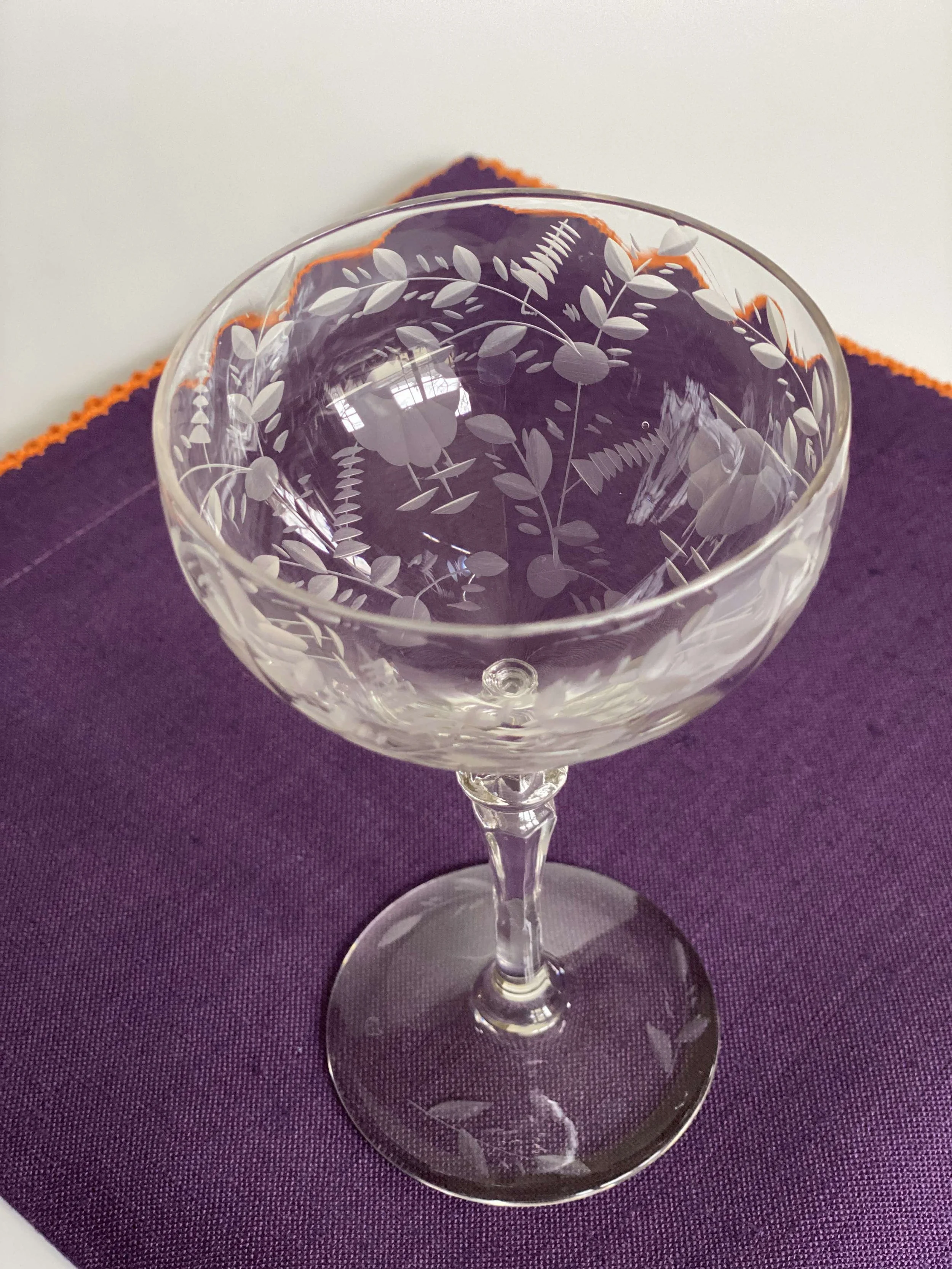 VINTAGE CRYSTAL FLOWER & VINE ETCHED CHAMPAGNE/COUPE GLASSES, SET